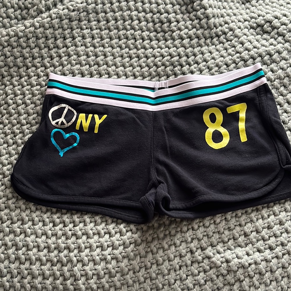 Aéropostale.. black yoga shorts.